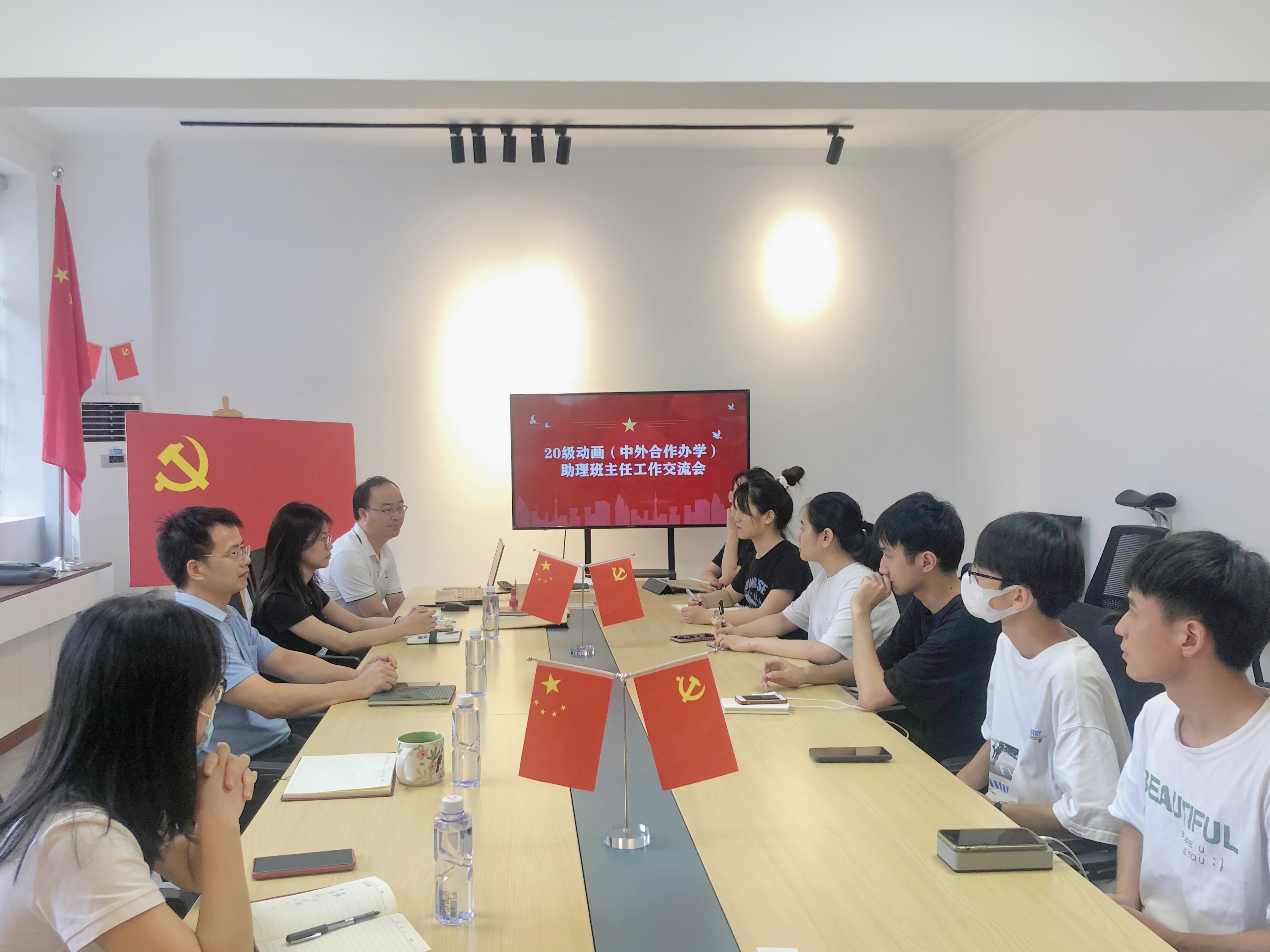 91pron
顺利完成2020级动画（中印合作办学）搬迁工作