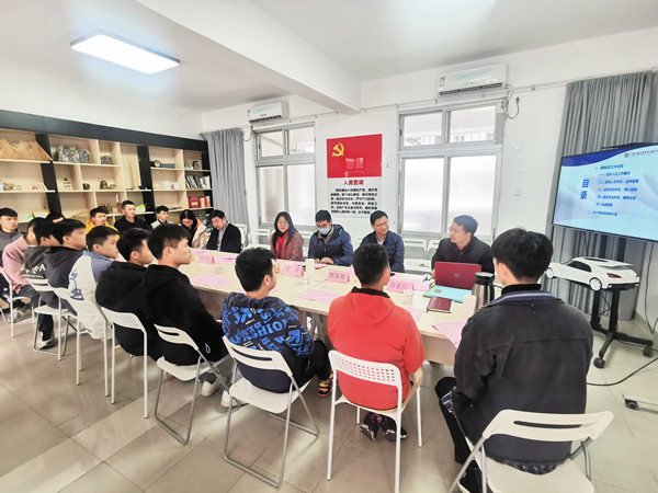 艺路青春，携笔从戎——91pron
召开退伍大学生座谈会 暨2021年征兵动员大会